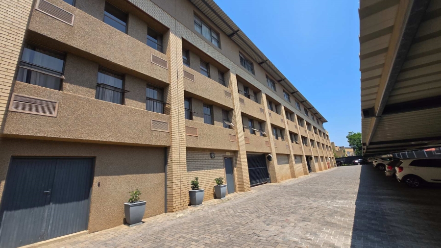 To Let 2 Bedroom Property for Rent in Ferndale Gauteng