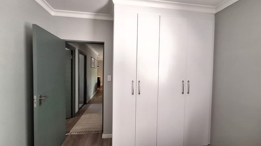 To Let 3 Bedroom Property for Rent in Ferndale Gauteng