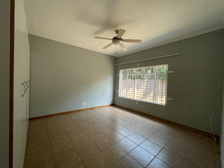 To Let 2 Bedroom Property for Rent in Nimrod Park Gauteng