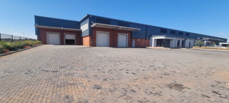 To Let Commercial Property for Rent in Serengeti Lifestyle Estate Gauteng