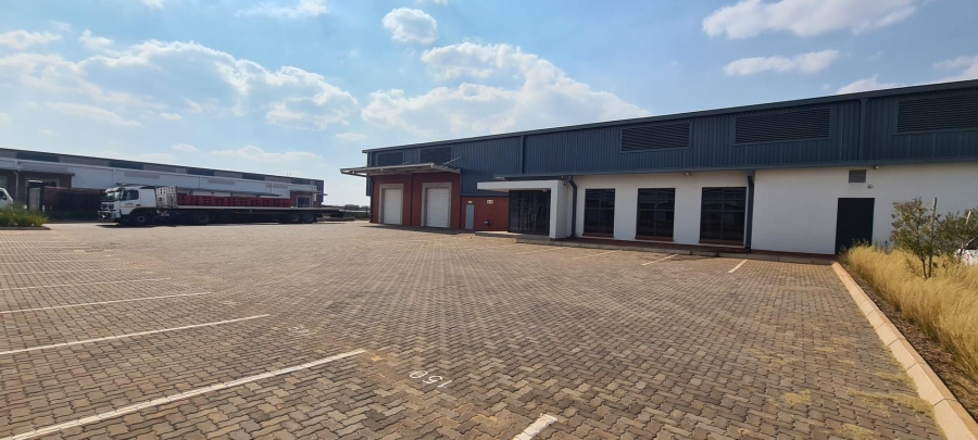 To Let Commercial Property for Rent in Serengeti Lifestyle Estate Gauteng