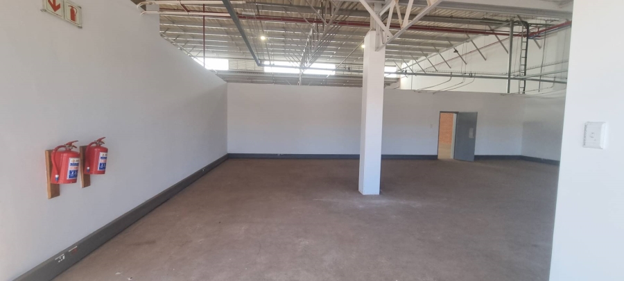 To Let Commercial Property for Rent in Serengeti Lifestyle Estate Gauteng