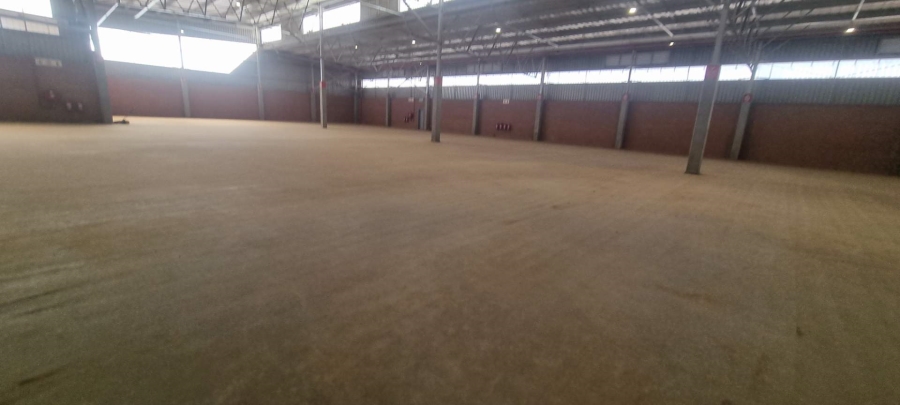 To Let Commercial Property for Rent in Serengeti Lifestyle Estate Gauteng