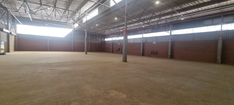 To Let Commercial Property for Rent in Serengeti Lifestyle Estate Gauteng