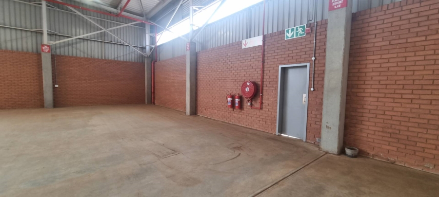 To Let Commercial Property for Rent in Serengeti Lifestyle Estate Gauteng