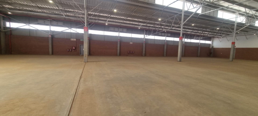To Let Commercial Property for Rent in Serengeti Lifestyle Estate Gauteng