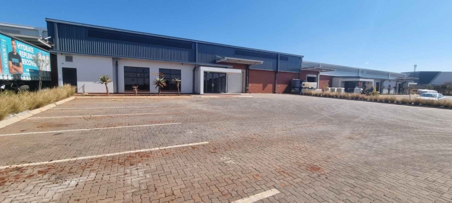 To Let Commercial Property for Rent in Serengeti Lifestyle Estate Gauteng