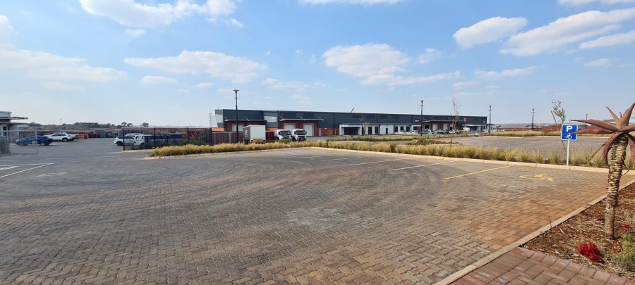 To Let Commercial Property for Rent in Serengeti Lifestyle Estate Gauteng