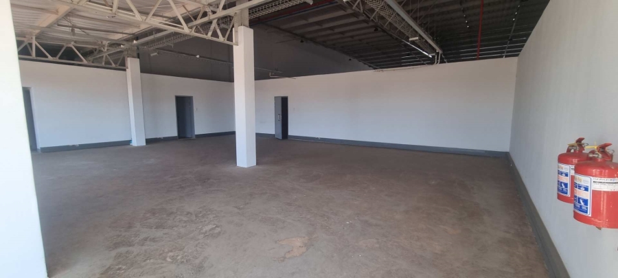 To Let Commercial Property for Rent in Serengeti Lifestyle Estate Gauteng