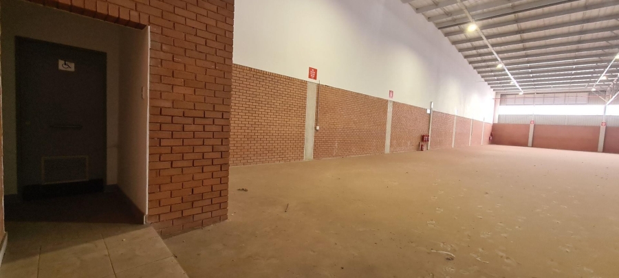 To Let Commercial Property for Rent in Serengeti Lifestyle Estate Gauteng