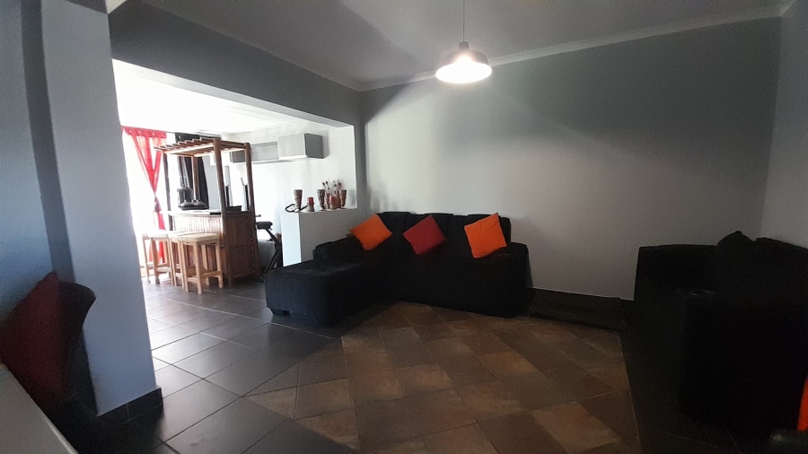 4 Bedroom Property for Sale in Birchleigh Gauteng