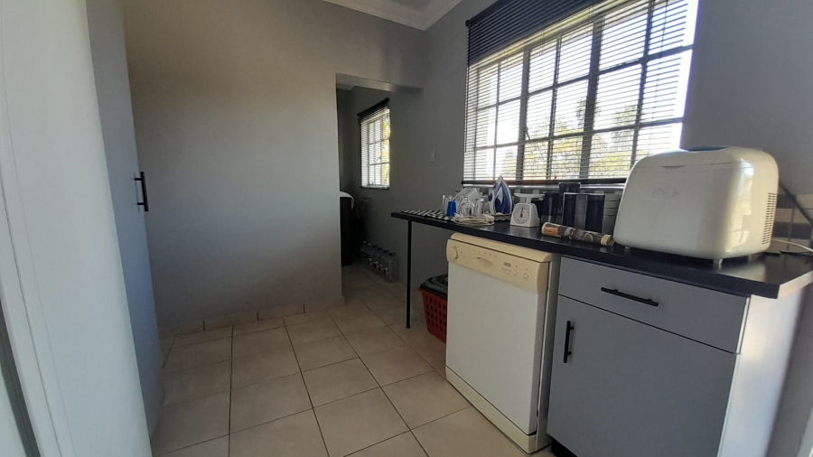 4 Bedroom Property for Sale in Birchleigh Gauteng