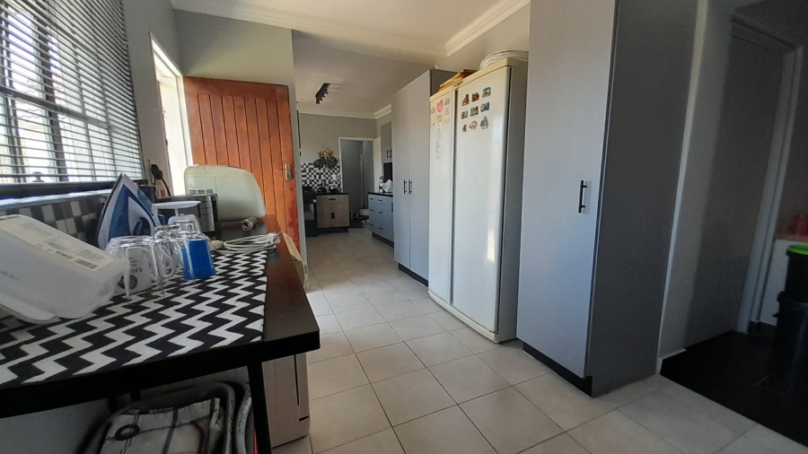 4 Bedroom Property for Sale in Birchleigh Gauteng