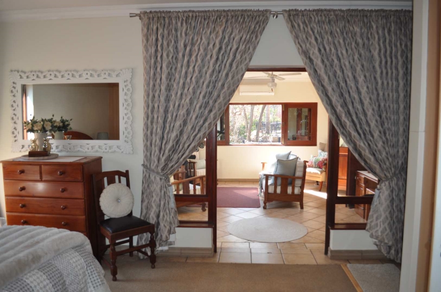 4 Bedroom Property for Sale in Faerie Glen Gauteng