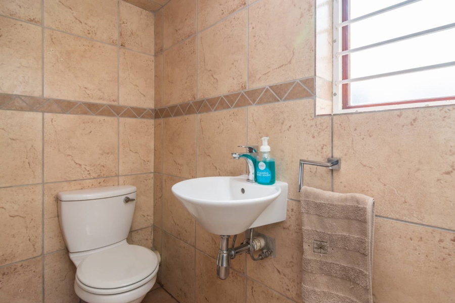 4 Bedroom Property for Sale in Ruimsig Gauteng