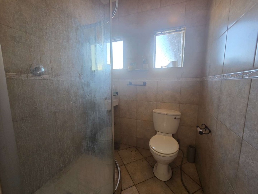 3 Bedroom Property for Sale in Brackenhurst Gauteng