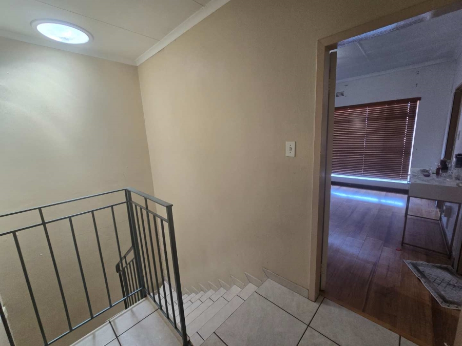 3 Bedroom Property for Sale in Brackenhurst Gauteng