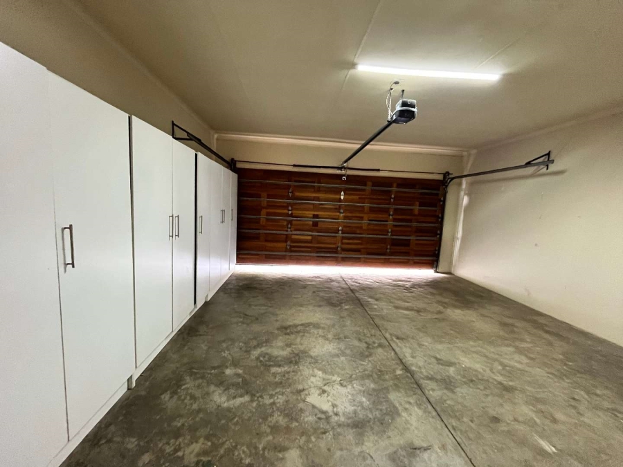 To Let 3 Bedroom Property for Rent in Brummeria Gauteng