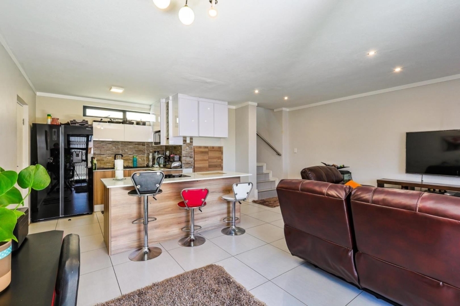 2 Bedroom Property for Sale in Equestria Gauteng