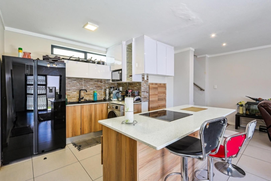 2 Bedroom Property for Sale in Equestria Gauteng