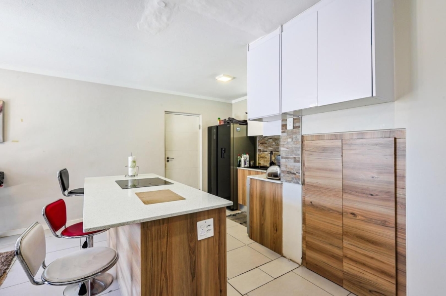 2 Bedroom Property for Sale in Equestria Gauteng