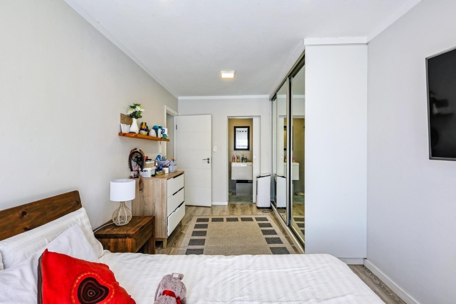 2 Bedroom Property for Sale in Equestria Gauteng