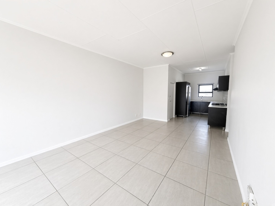 To Let 2 Bedroom Property for Rent in Edenvale Gauteng