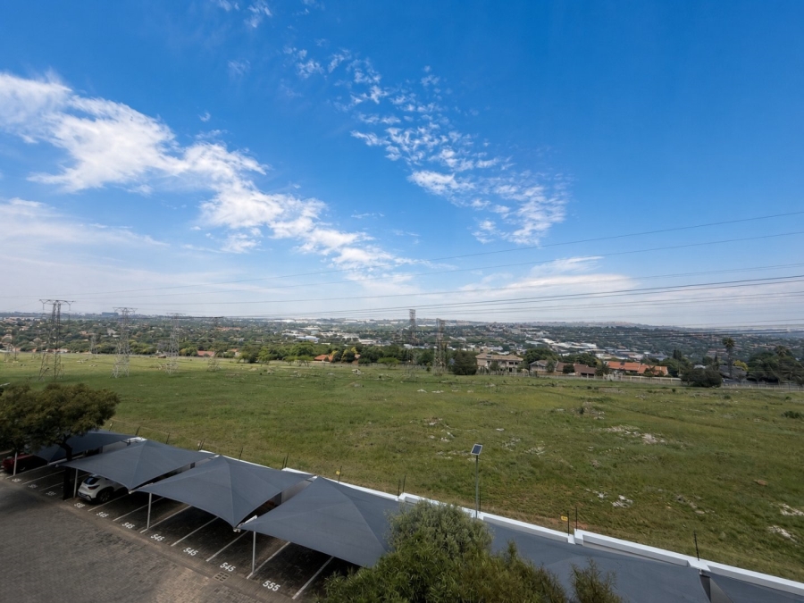 To Let 2 Bedroom Property for Rent in Edenvale Gauteng