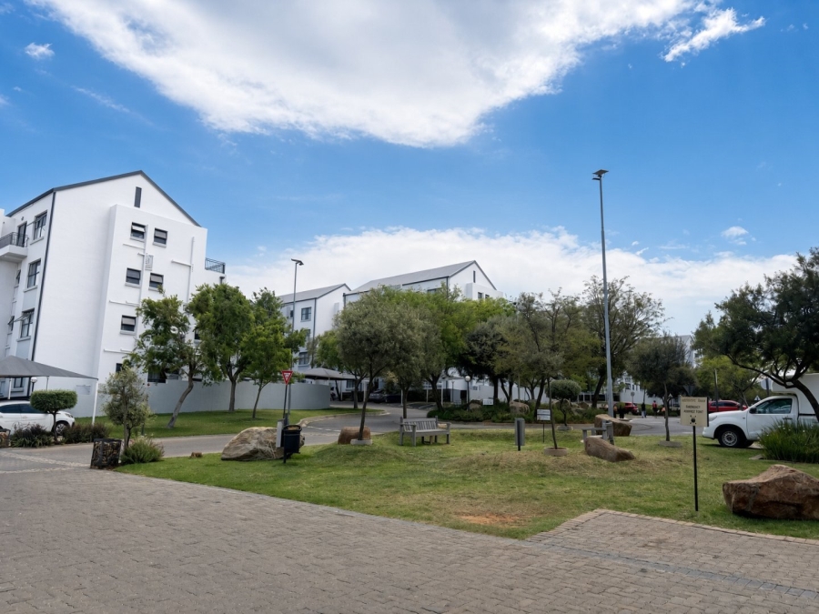 To Let 2 Bedroom Property for Rent in Edenvale Gauteng