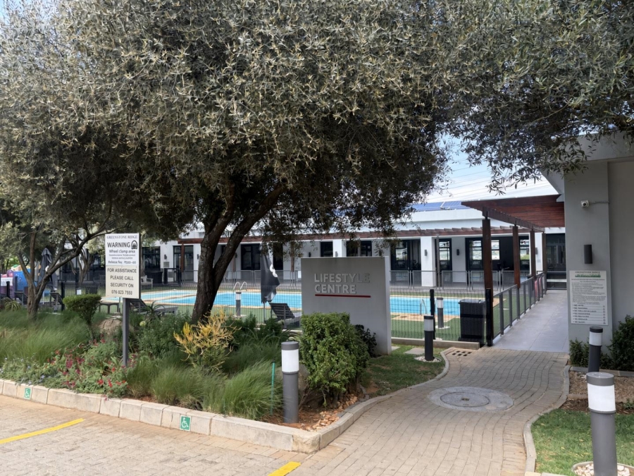 To Let 2 Bedroom Property for Rent in Edenvale Gauteng