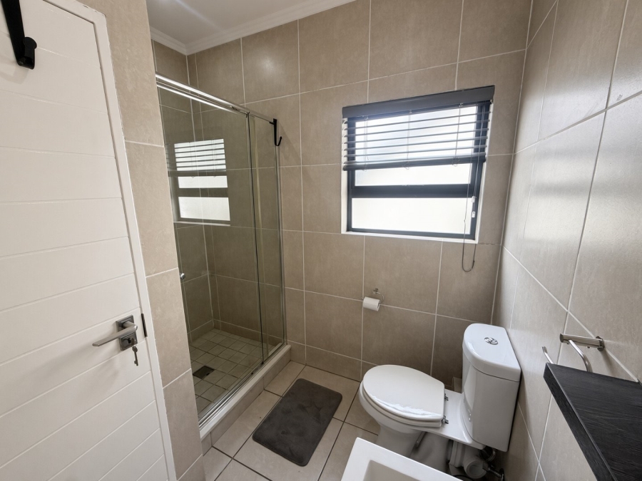 2 Bedroom Property for Sale in Edenvale Gauteng