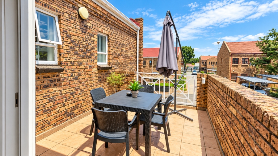 To Let Commercial Property for Rent in Weltevreden A H Gauteng