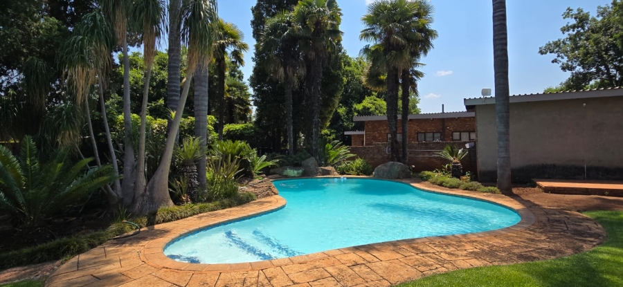 4 Bedroom Property for Sale in Clubview Gauteng