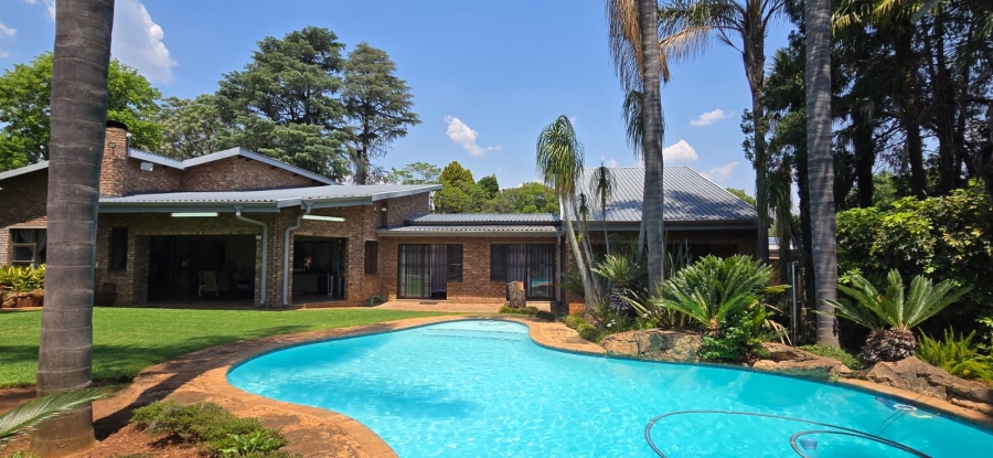 4 Bedroom Property for Sale in Clubview Gauteng