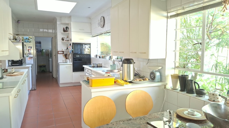 5 Bedroom Property for Sale in Glenhazel Gauteng