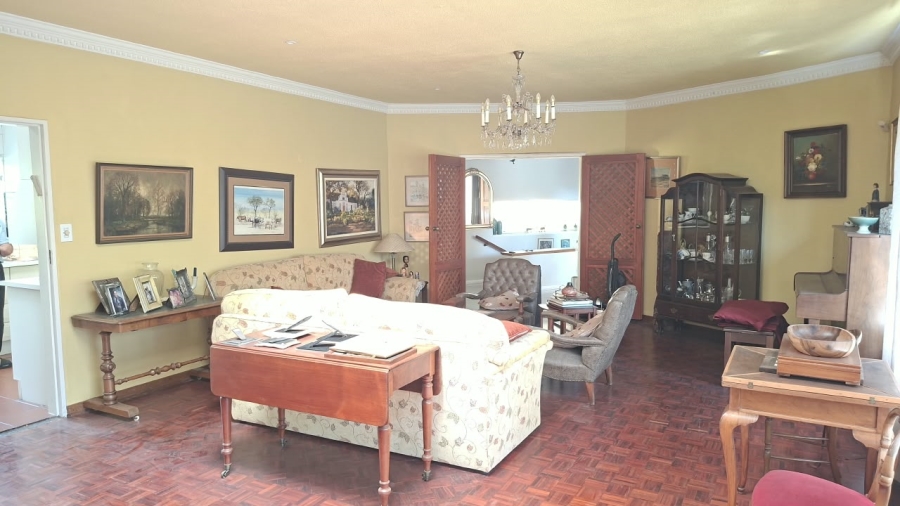 5 Bedroom Property for Sale in Glenhazel Gauteng