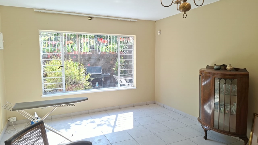 5 Bedroom Property for Sale in Glenhazel Gauteng