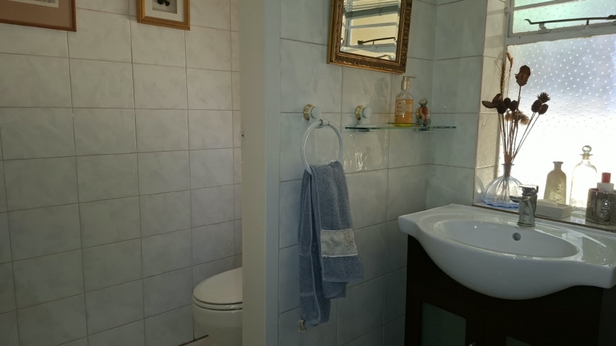5 Bedroom Property for Sale in Glenhazel Gauteng