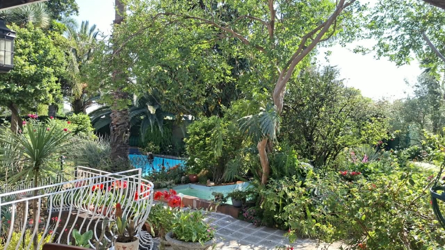 5 Bedroom Property for Sale in Glenhazel Gauteng