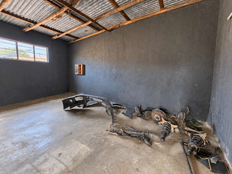 7 Bedroom Property for Sale in Soshanguve M Gauteng