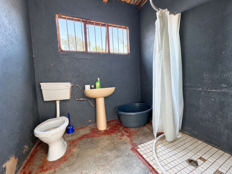 7 Bedroom Property for Sale in Soshanguve M Gauteng