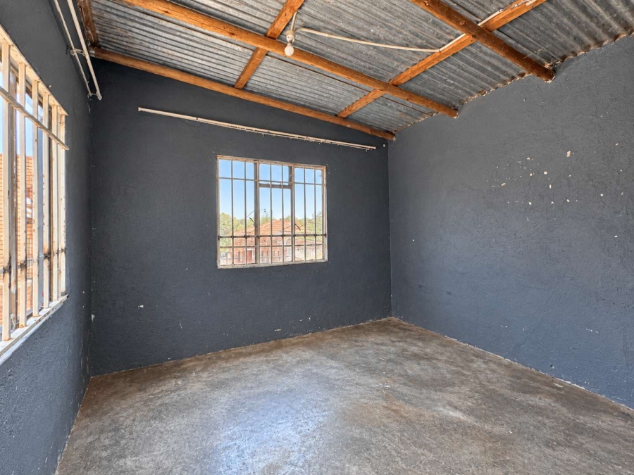 7 Bedroom Property for Sale in Soshanguve M Gauteng