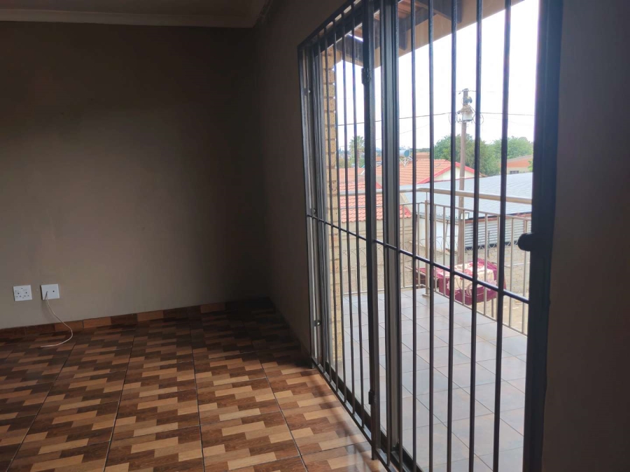 2 Bedroom Property for Sale in Lenasia South Ext 4 Gauteng