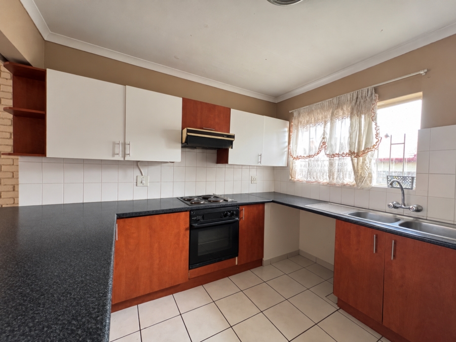 To Let 3 Bedroom Property for Rent in Kempton Park Gauteng