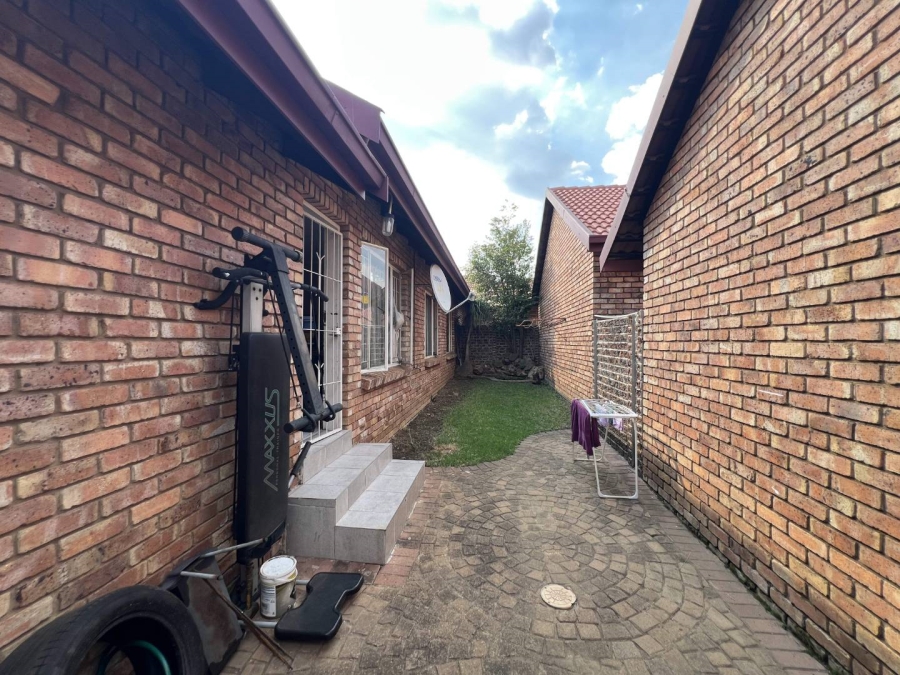 To Let 3 Bedroom Property for Rent in Kempton Park Gauteng