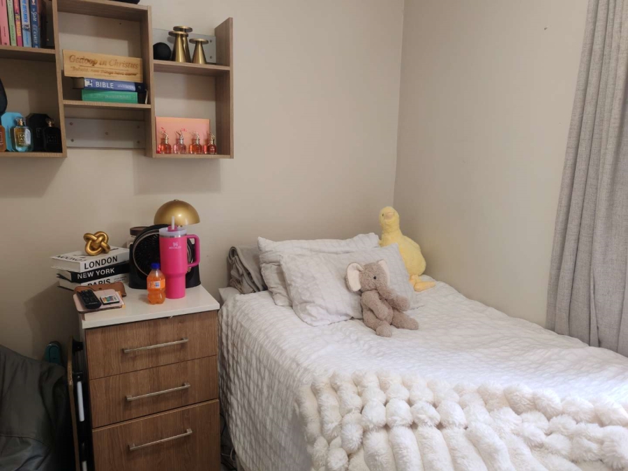 2 Bedroom Property for Sale in Eco Park Gauteng