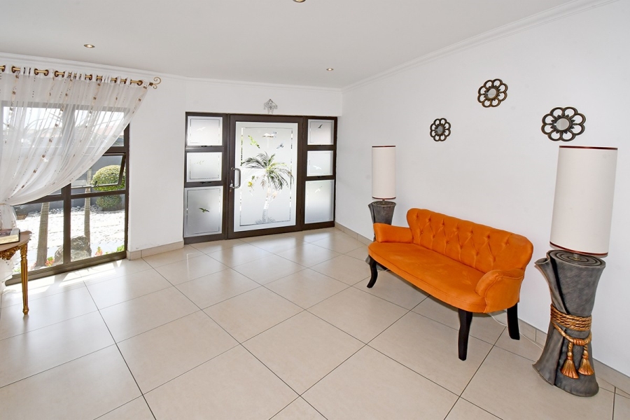 5 Bedroom Property for Sale in Blue Valley Golf Estate Gauteng