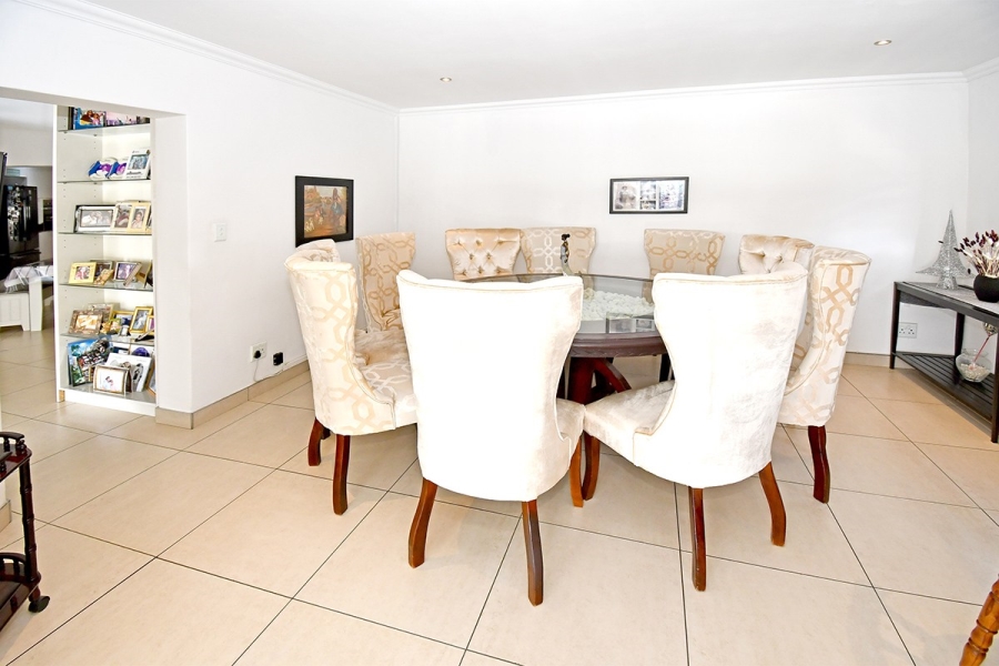 5 Bedroom Property for Sale in Blue Valley Golf Estate Gauteng
