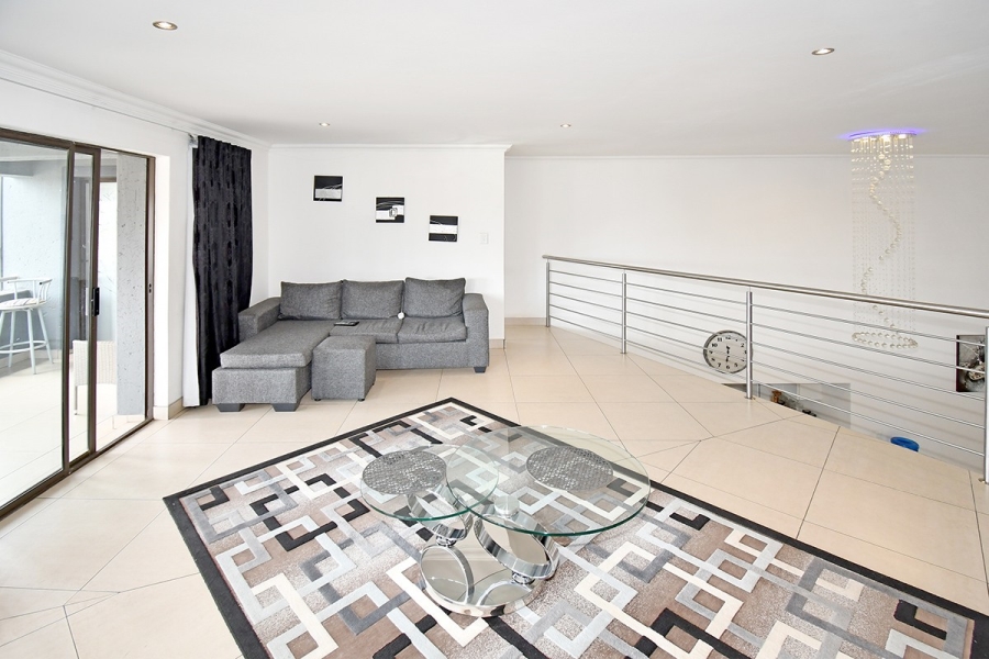 5 Bedroom Property for Sale in Blue Valley Golf Estate Gauteng