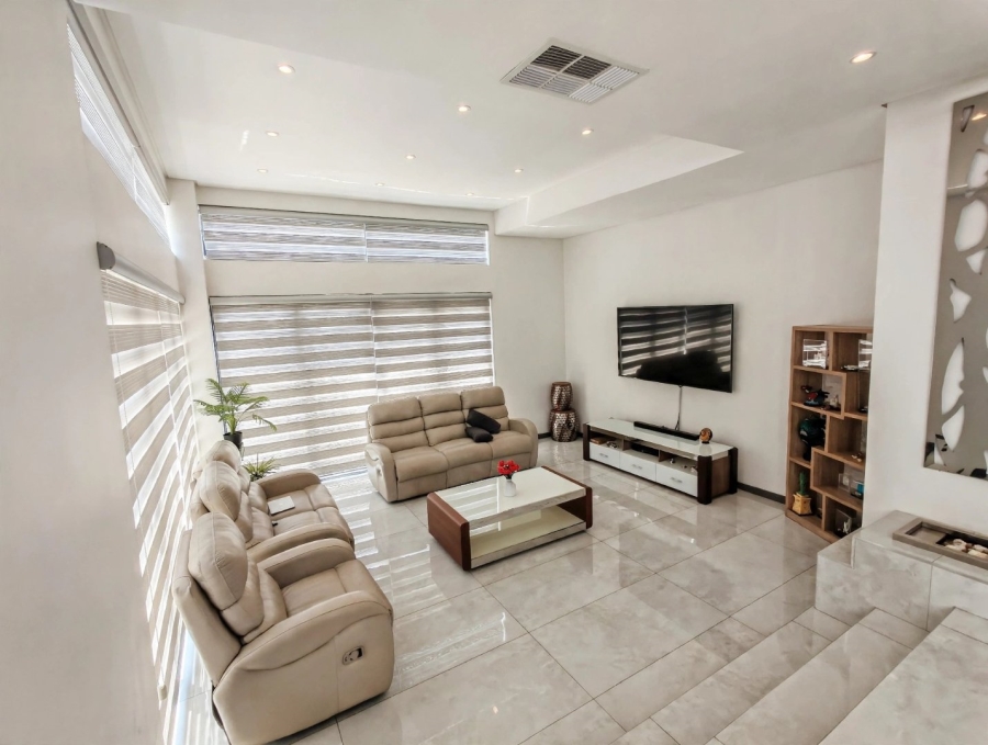 4 Bedroom Property for Sale in Eye of Africa Gauteng